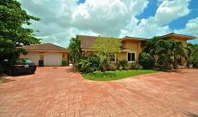 8621 SW 121 ST Miami, FL 33156