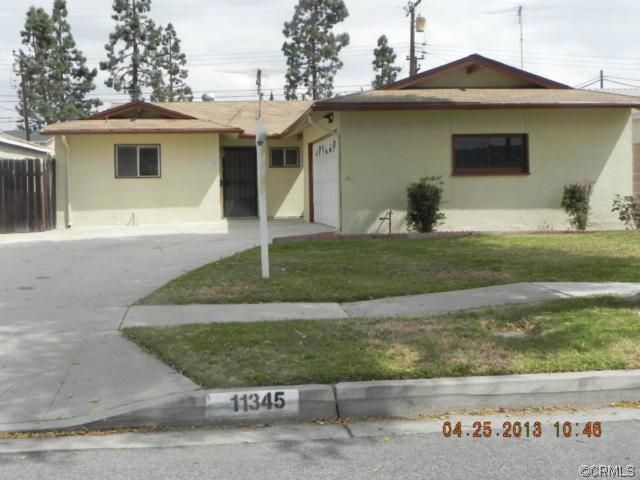 11345 Chadwell St, Lakewood, CA 90715