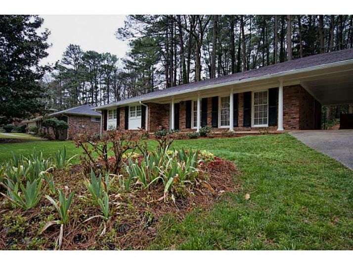 2016 Hollidon Road, Decatur, GA 30033