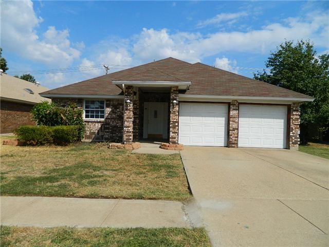 5609 Eagle Trace Drive, Arlington, TX 76018