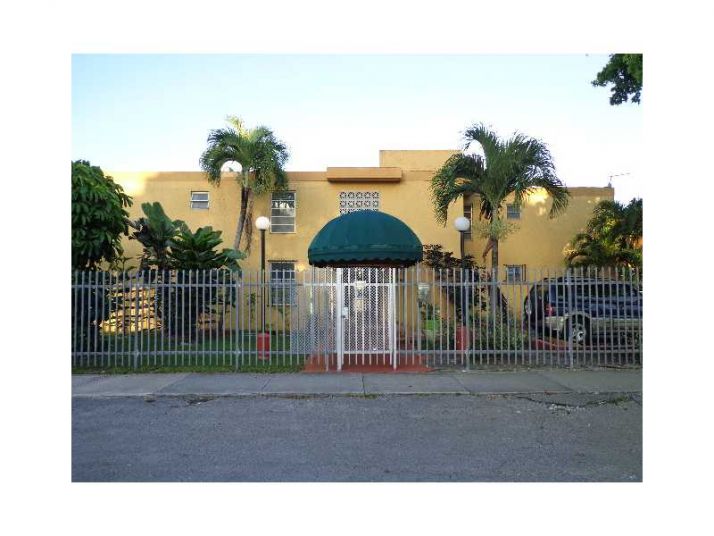 1215 SW 32 AV # 206A, Miami, FL 33135