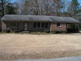 309 Crandell St, Robersonville, NC 27871