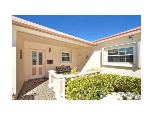 1806 N 45 AV, Hollywood, FL 33021