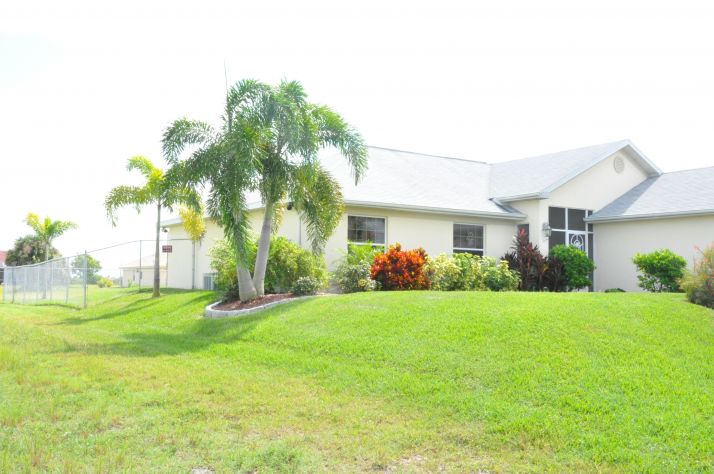 1005 NW 34th Ave, Cape Coral,1005 NW 34th Ave, Cap, Cape Coral, FL 33993