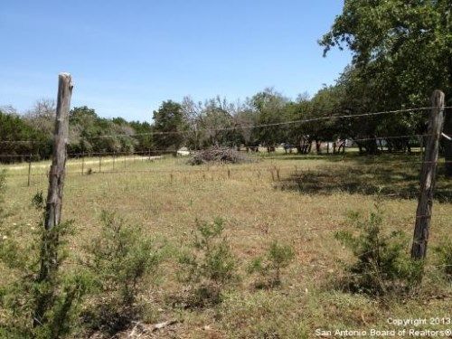 000 Tobin Ranch Road, Bandera, TX 78003