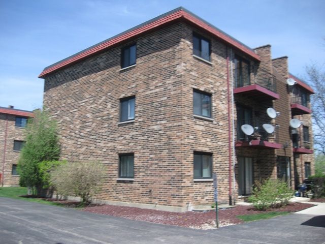 1771 W Algonquin Rd Apt 3a, Mount Prospect, IL 60056