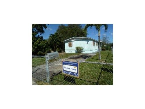 3001 NW 95 ST, Miami, FL 33147