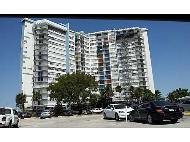 1301 NE MIAMI GARDENS DR # 1516W, Miami, FL 33179