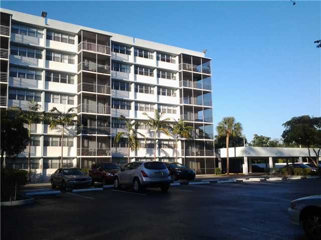 700 NW 214 ST # 522, Miami, FL 33169