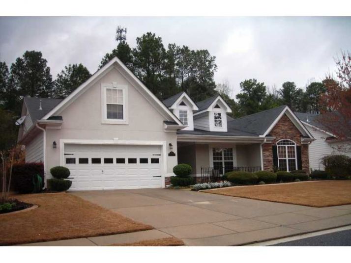 1575 Creek Pointe Circle, Lawrenceville, GA 30043