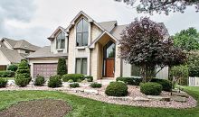 9s300 WOODCREEK Place Downers Grove, IL 60516