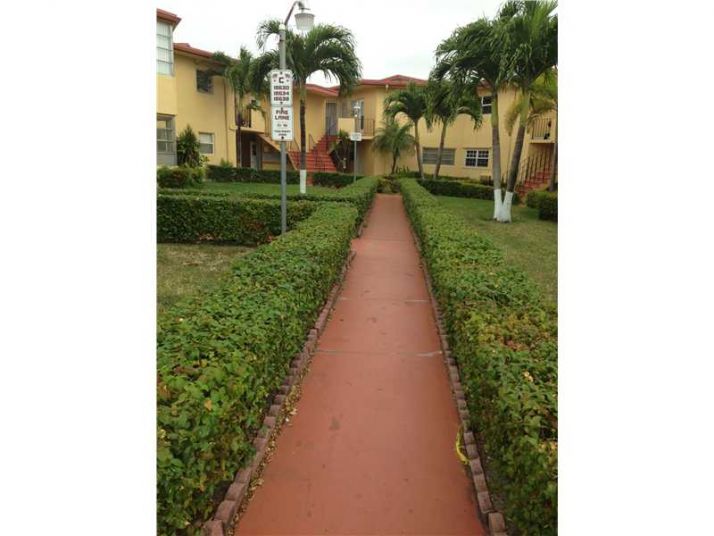 18638 NE 18 AV # 143, Miami, FL 33179