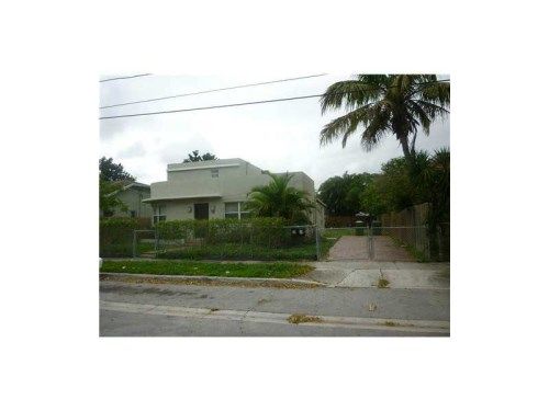 1224 SW 10 AV, Miami, FL 33129