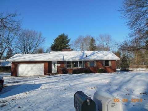 4945 Hillcrest Ave, Okemos, MI 48864