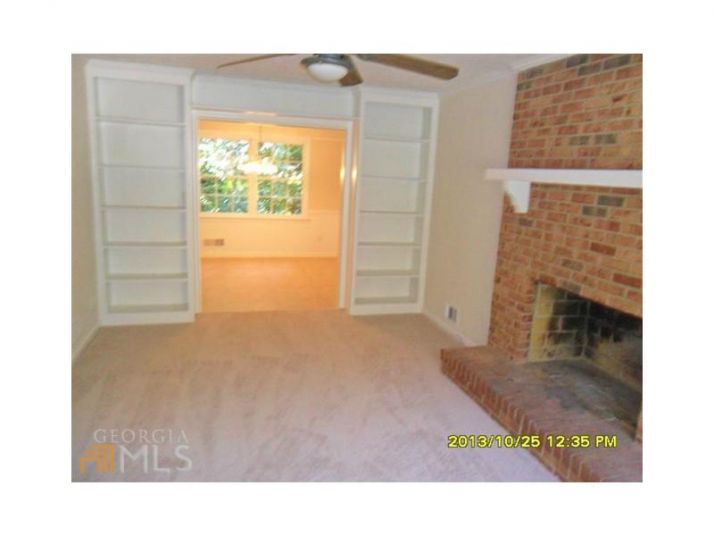 1524 Country Squire Court, Decatur, GA 30033