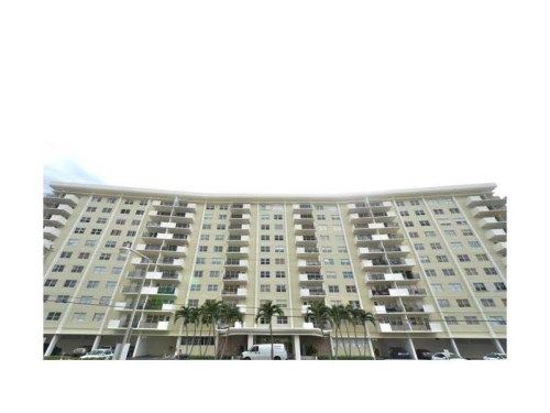 401 GOLDEN ISLES DR # 713, Hallandale, FL 33009