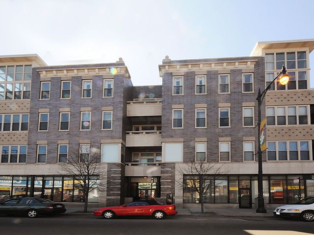 3113 W Lawrence Ave Apt D202, Chicago, IL 60625