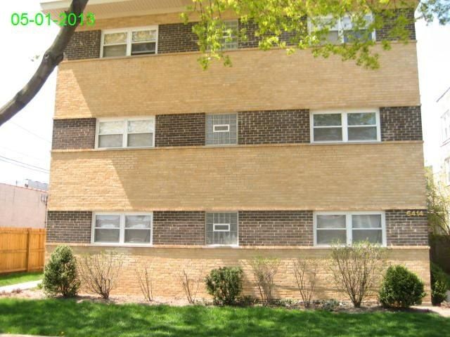 6414 N Mozart St Apt 2n, Chicago, IL 60645