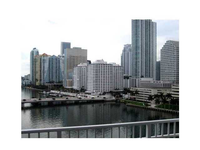 701 BRICKELL KEY BL # 1001, Miami, FL 33131