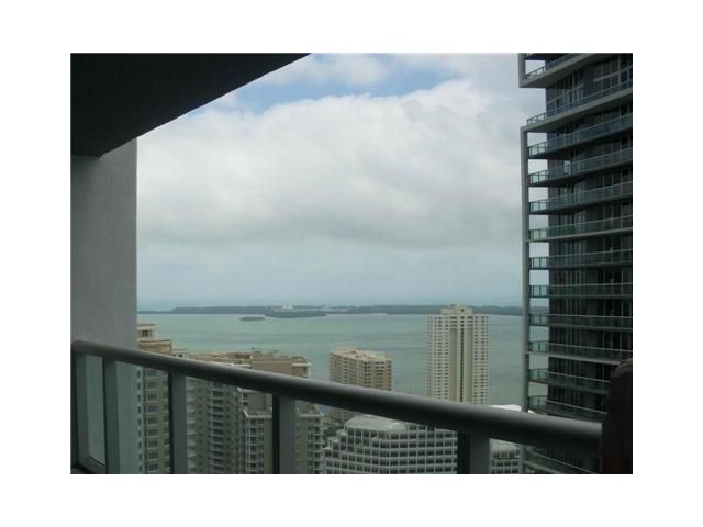 475 BRICKELL AV # 2511, Miami, FL 33131