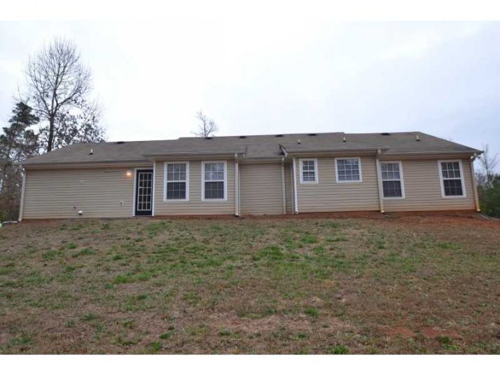 165 Pebble Ridge, Covington, GA 30014