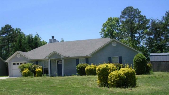 5099 Twin Oaks Ln, Murrayville, GA 30564