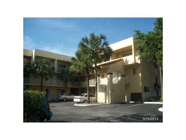 2780 W 76 ST # 207, Hialeah, FL 33016