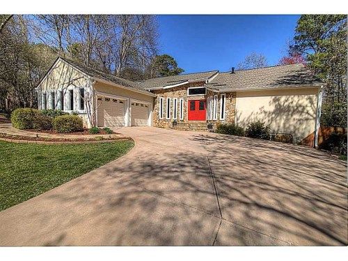 68 Lake Latimer Drive Ne, Kennesaw, GA 30144