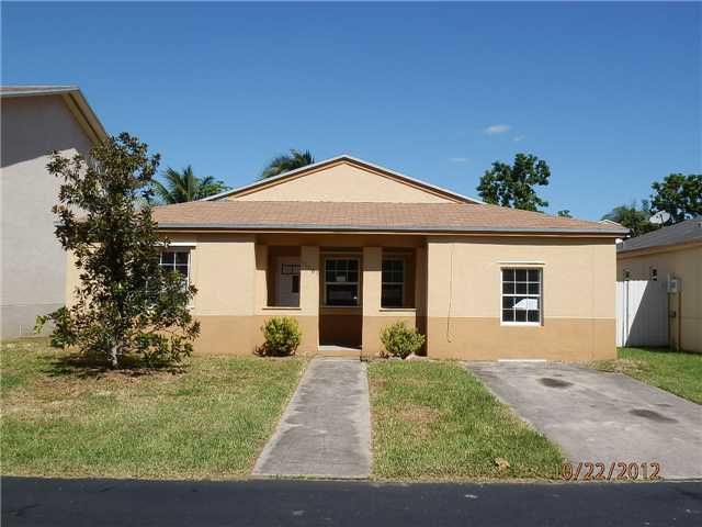 11861 SW 273 LN, Homestead, FL 33032