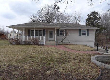 1002 S 5th Street, Savannah, MO 64485