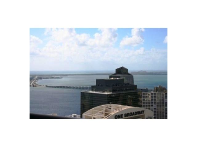 60 SW 13 ST # 3021, Miami, FL 33130