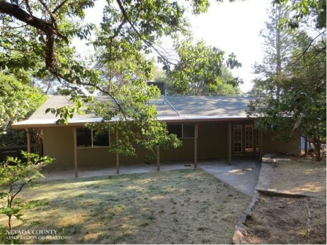 18611 Easy St, Penn Valley, CA 95946