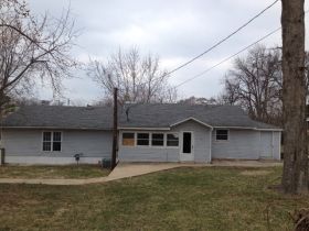 305 Bell St, Saint Clair, MO 63077