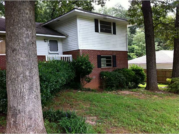 2175 Lower Roswell Road, Marietta, GA 30068