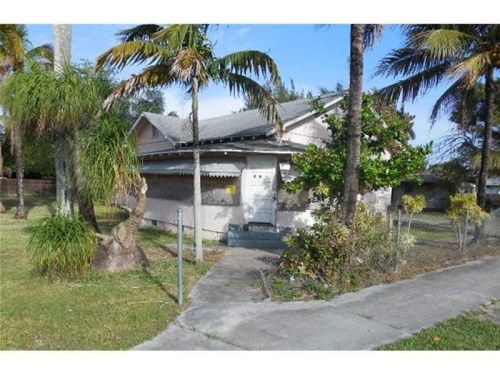 606 NW 6 AV, Homestead, FL 33030