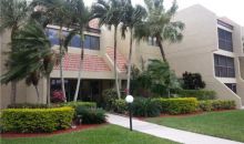 230 LAKEVIEW DR # 207 Hollywood, FL 33026