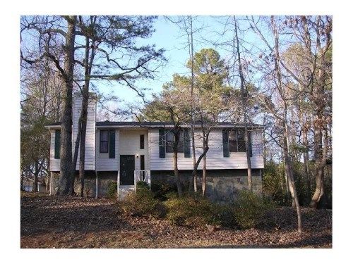 2329 Chestnut Log Drive, Lithia Springs, GA 30122