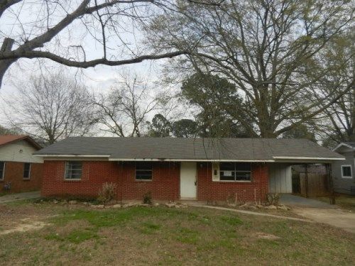 1904 Marshall Pl, Jackson, MS 39213