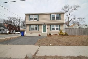 135 Oneida Street, Pawtucket, RI 02860