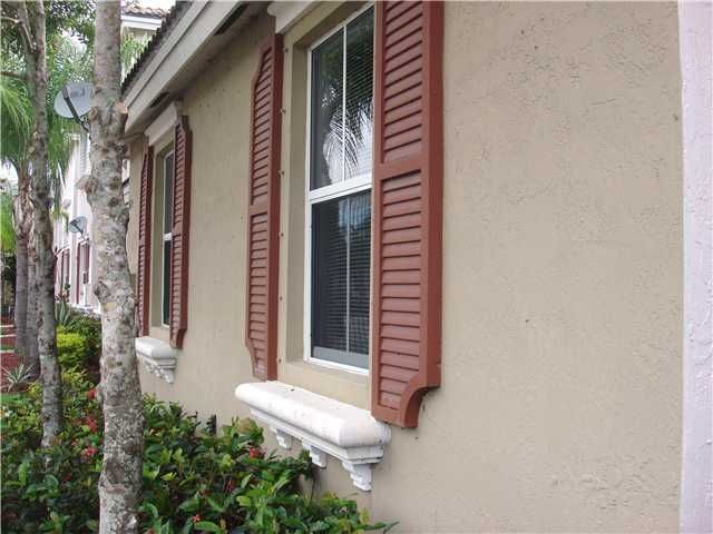 935 NE 42 TE # 34/2, Homestead, FL 33033