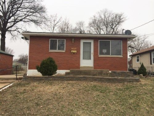 4660 Tiemann Ave, Saint Louis, MO 63123