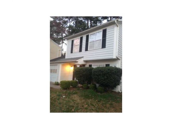 6199 Saint Charles Court, Lithonia, GA 30058