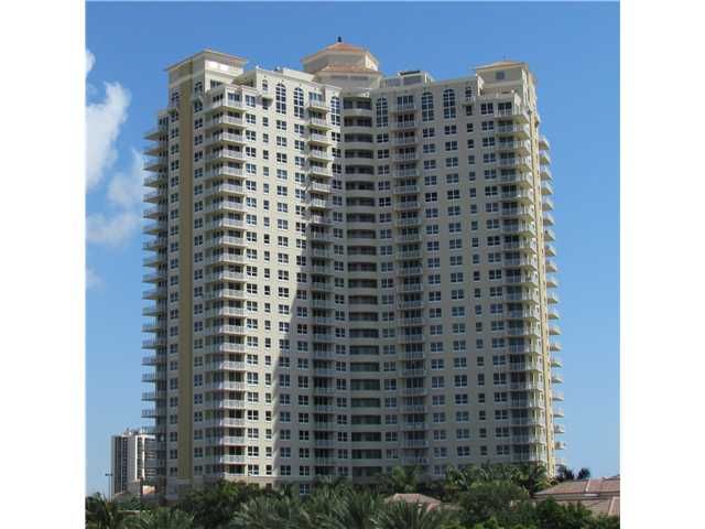 19501 W COUNTRY CLUB DR # 2111, Miami, FL 33180