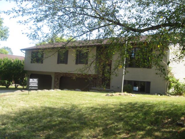 3400 Kuehling Dr, Mc Farland, WI 53558