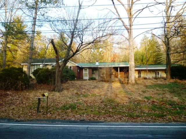 216 Oakland Valley Road, Cuddebackville, NY 12729