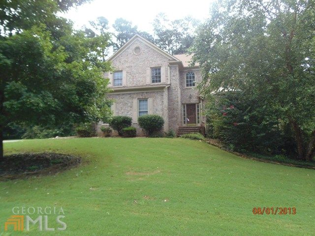 185 Browns Crossing Dr, Fayetteville, GA 30215