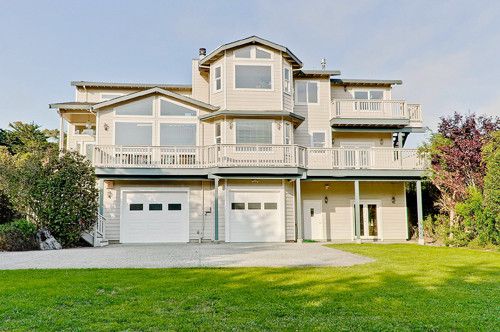 501 Hermosa Avenue, Half Moon Bay, CA 94019