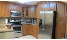 20937 BAY CT # 111 Miami, FL 33180