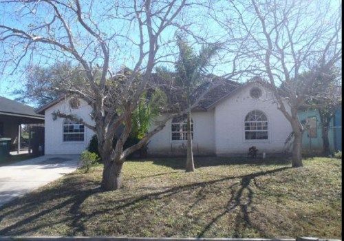 185 Casa Blanca Dr, Brownsville, TX 78521