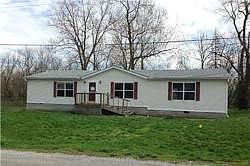 E Arthur St, Hamilton, MO 64644